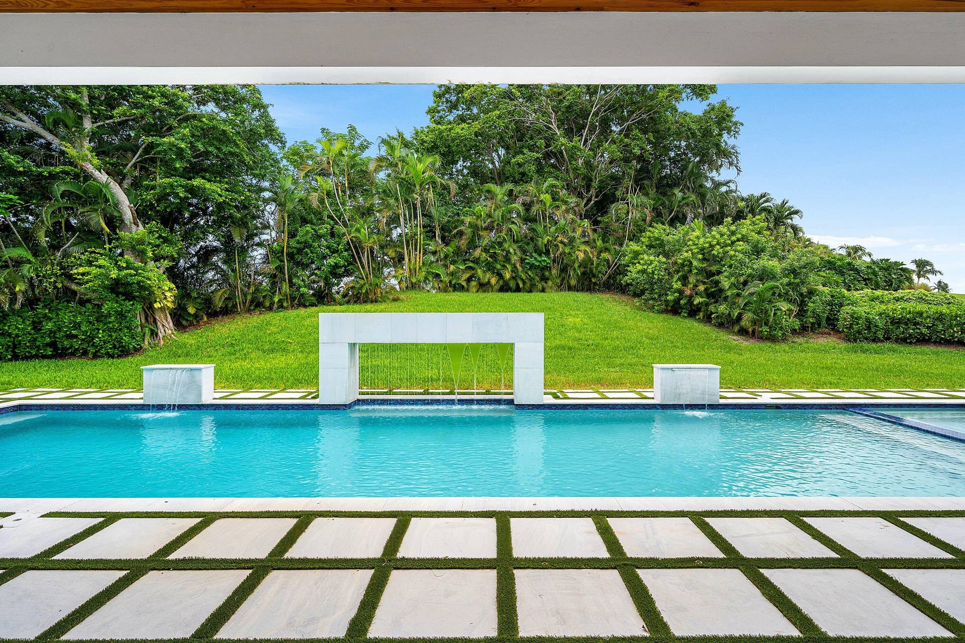 17548 Scarsdale Way, Boca Raton, FL 33496 1