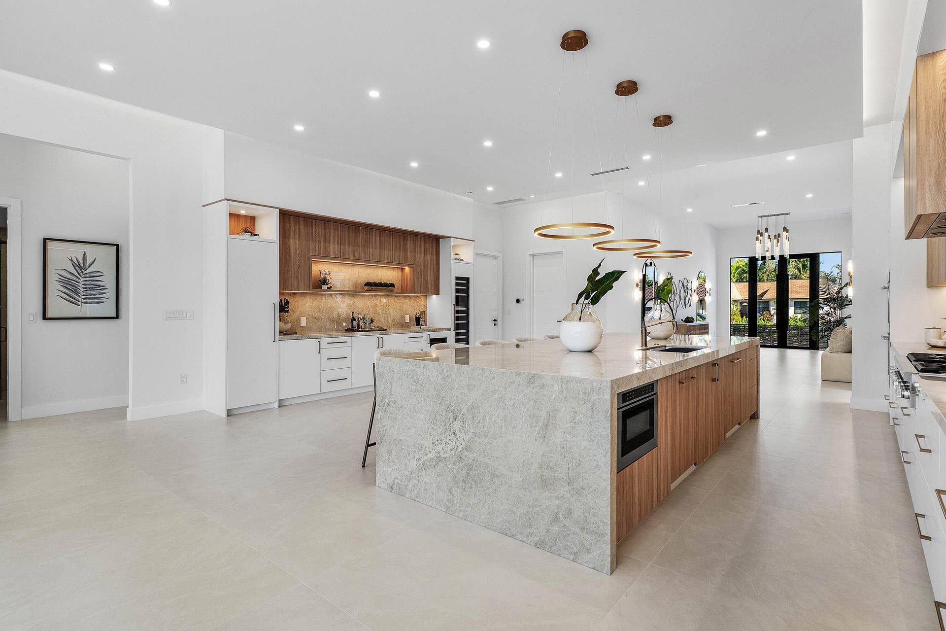 010-680HastingsStreet-BocaRaton-FL-33487