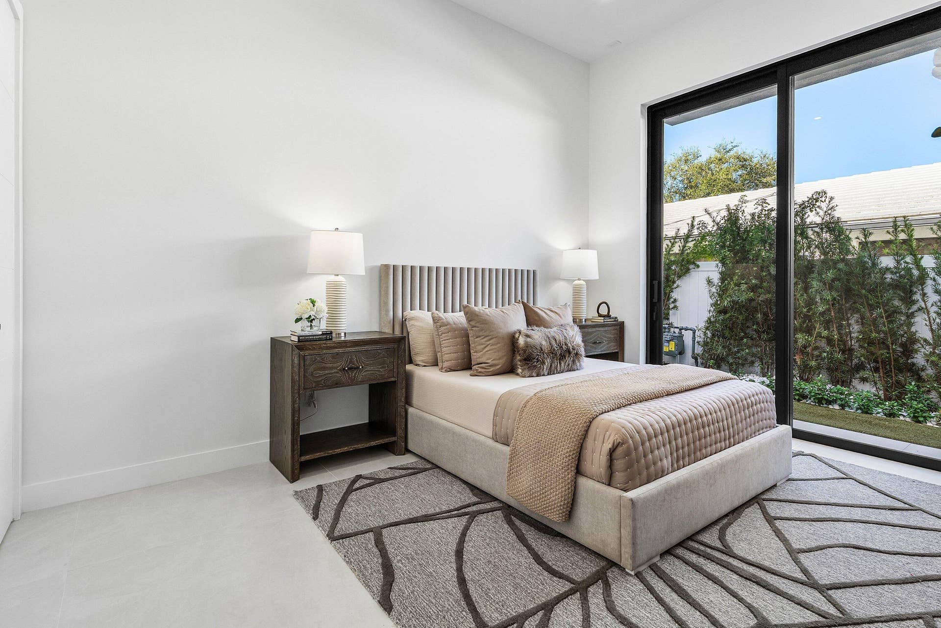 032-680HastingsStreet-BocaRaton-FL-33487