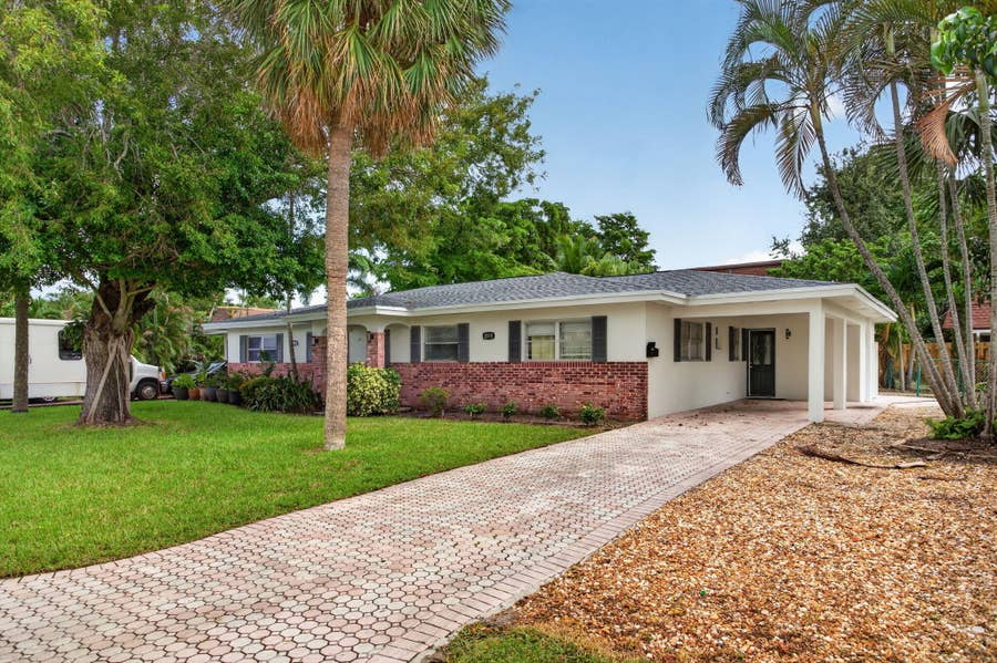 Property photo for 2010 NE 33RD Street, Lighthouse Point, FL