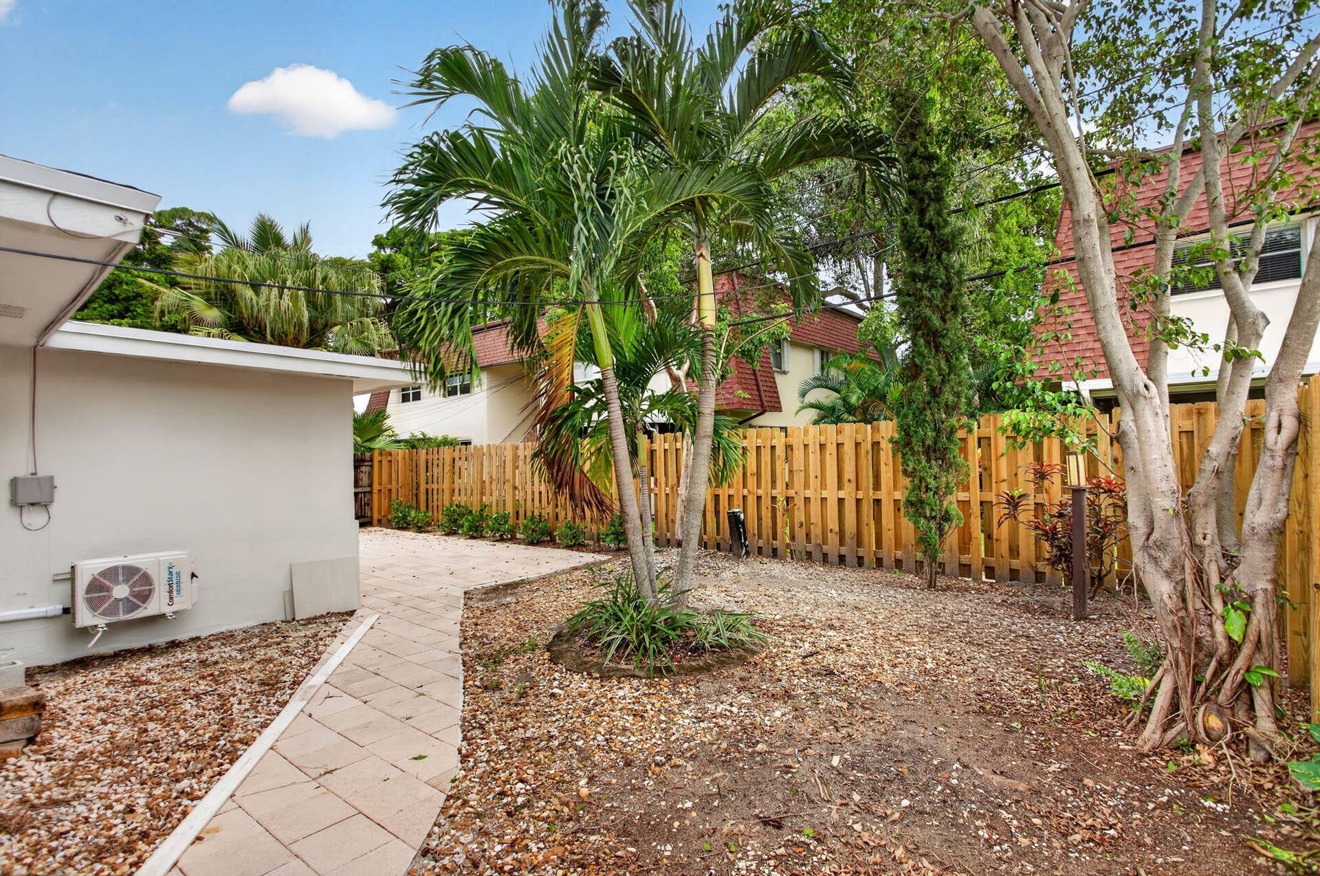 2010 NE 33RD Street, Lighthouse Point, FL 33064 3-web-or-mls-2010-3