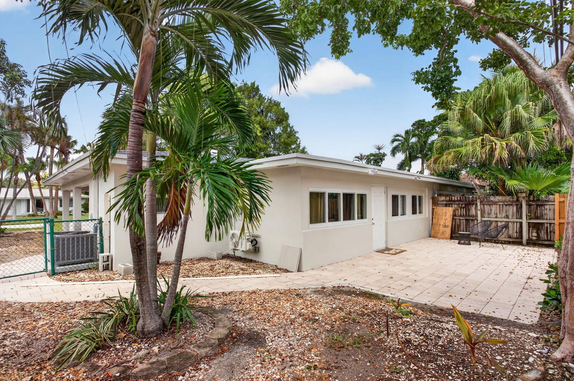 2010 NE 33RD Street, Lighthouse Point, FL 33064 4-web-or-mls-2010-4