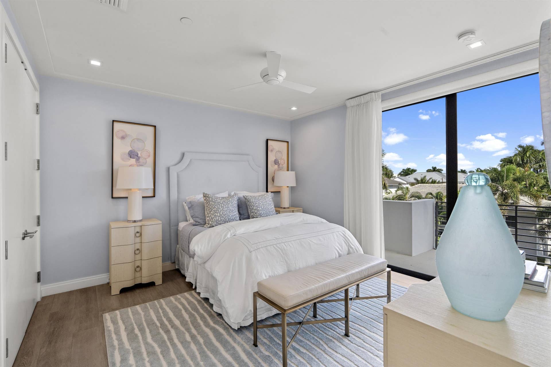 En-suite opens to balcony