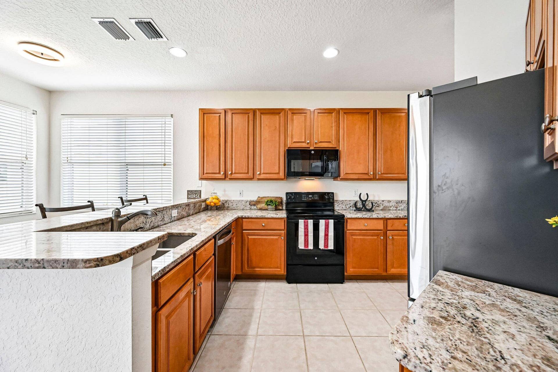 16-web-or-mls-Newquay Ct-S1410-016