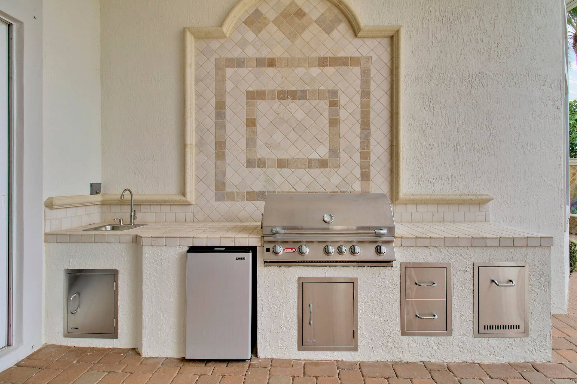 Summer Kitchen