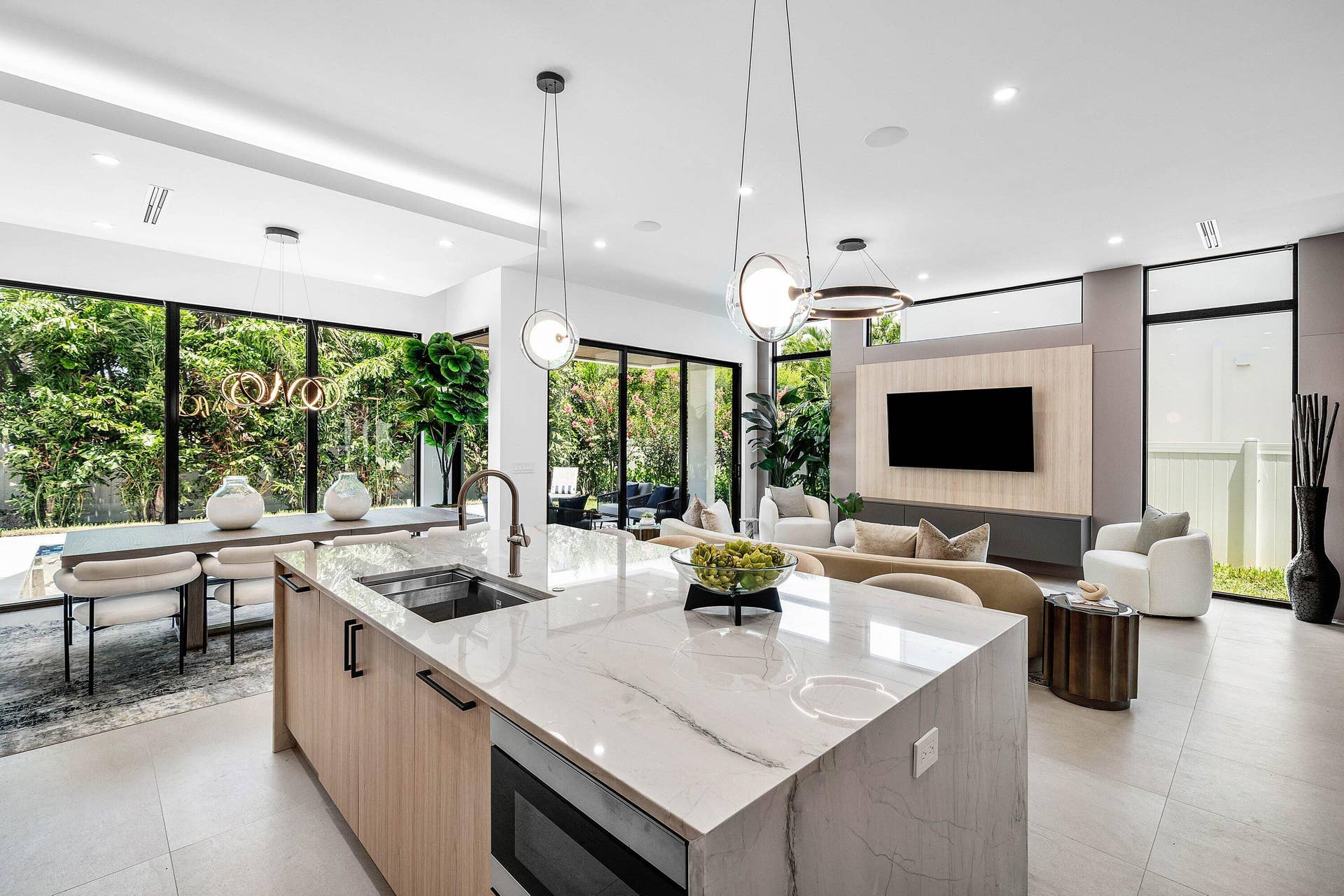 3097 Banyan Road, Boca Raton, Boca Raton, FL 33432 015-3097BanyanRoad-BocaRaton-FL-33432-SM