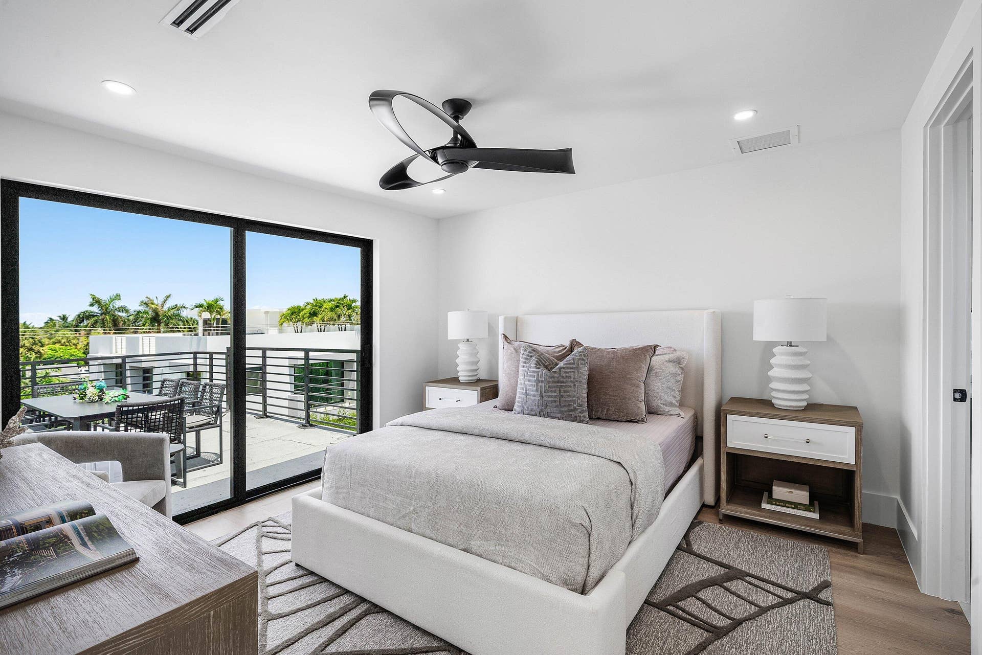 3097 Banyan Road, Boca Raton, Boca Raton, FL 33432 031-3097BanyanRoad-BocaRaton-FL-33432-SM