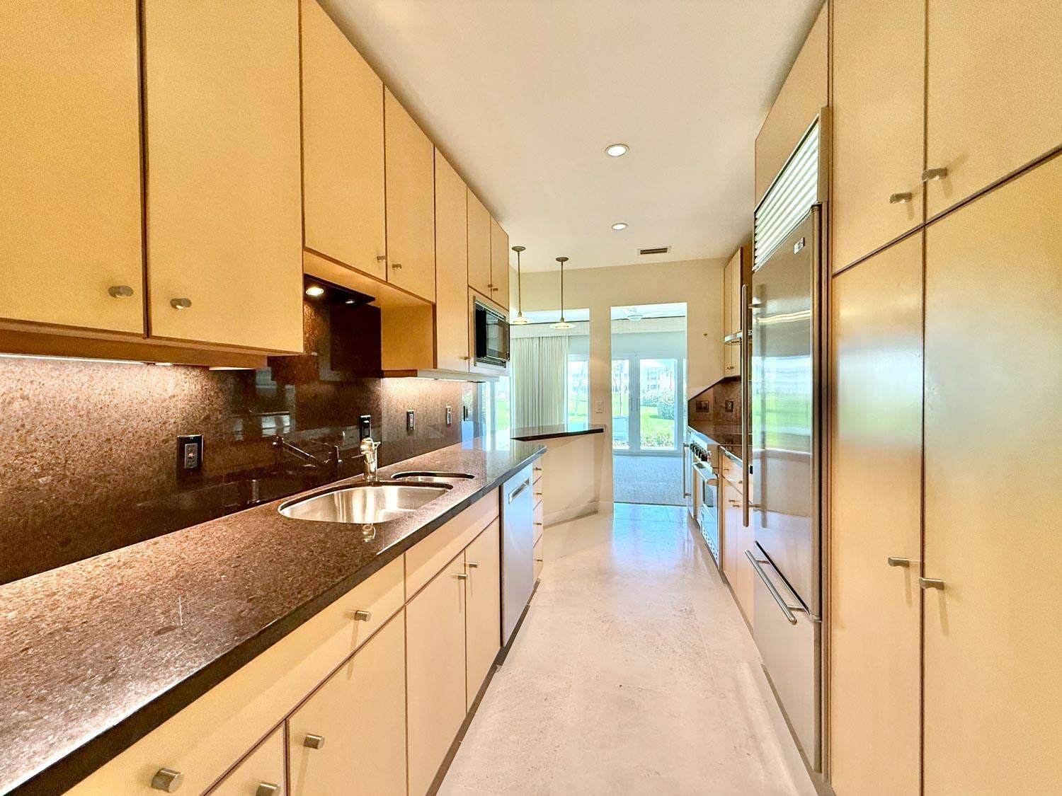 19 Kitchen5