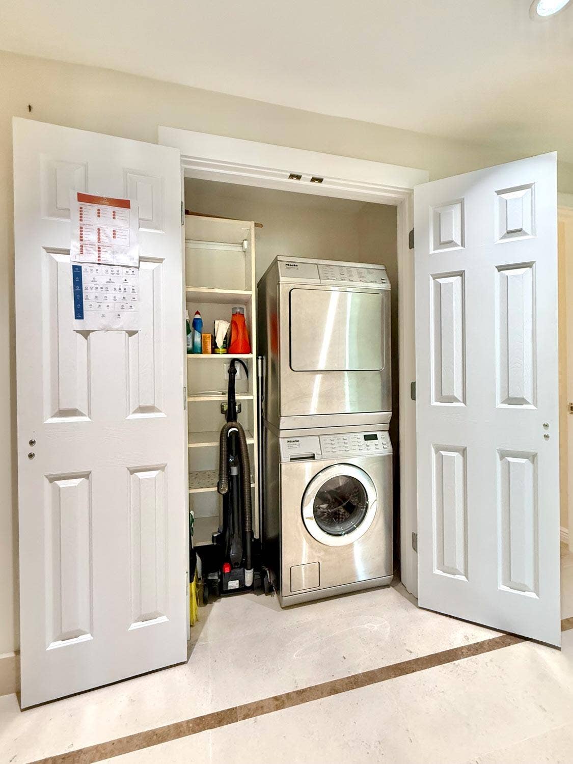 29 Laundry Closet