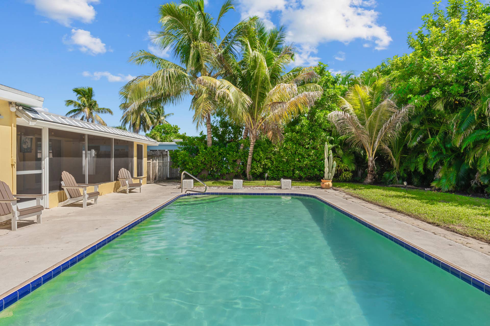 214 NE 28TH Road, Boca Raton, FL 33431 Pool