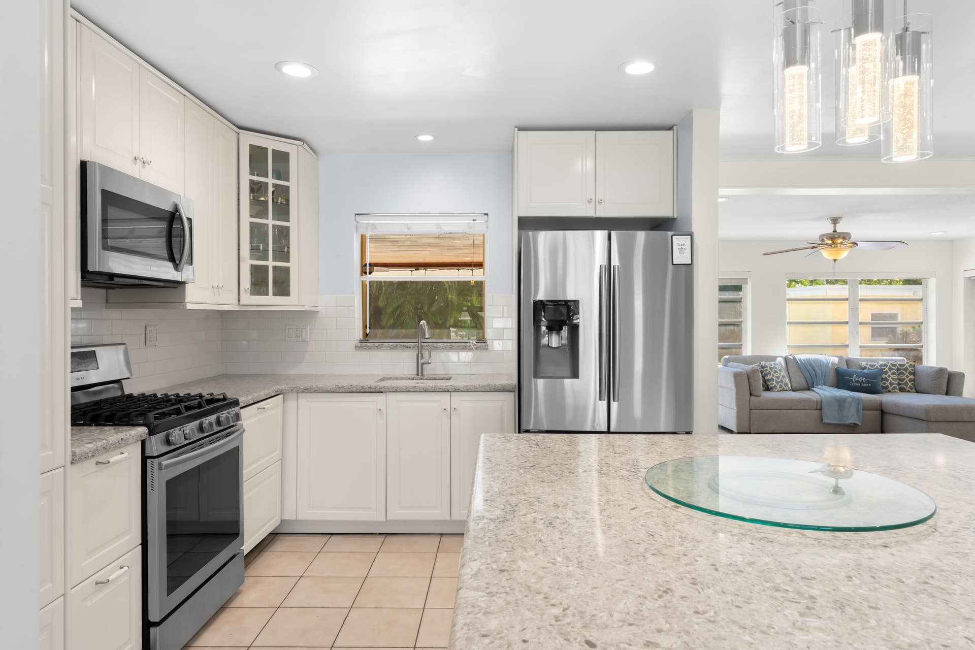 214 NE 28TH Road, Boca Raton, FL 33431 Kitchen