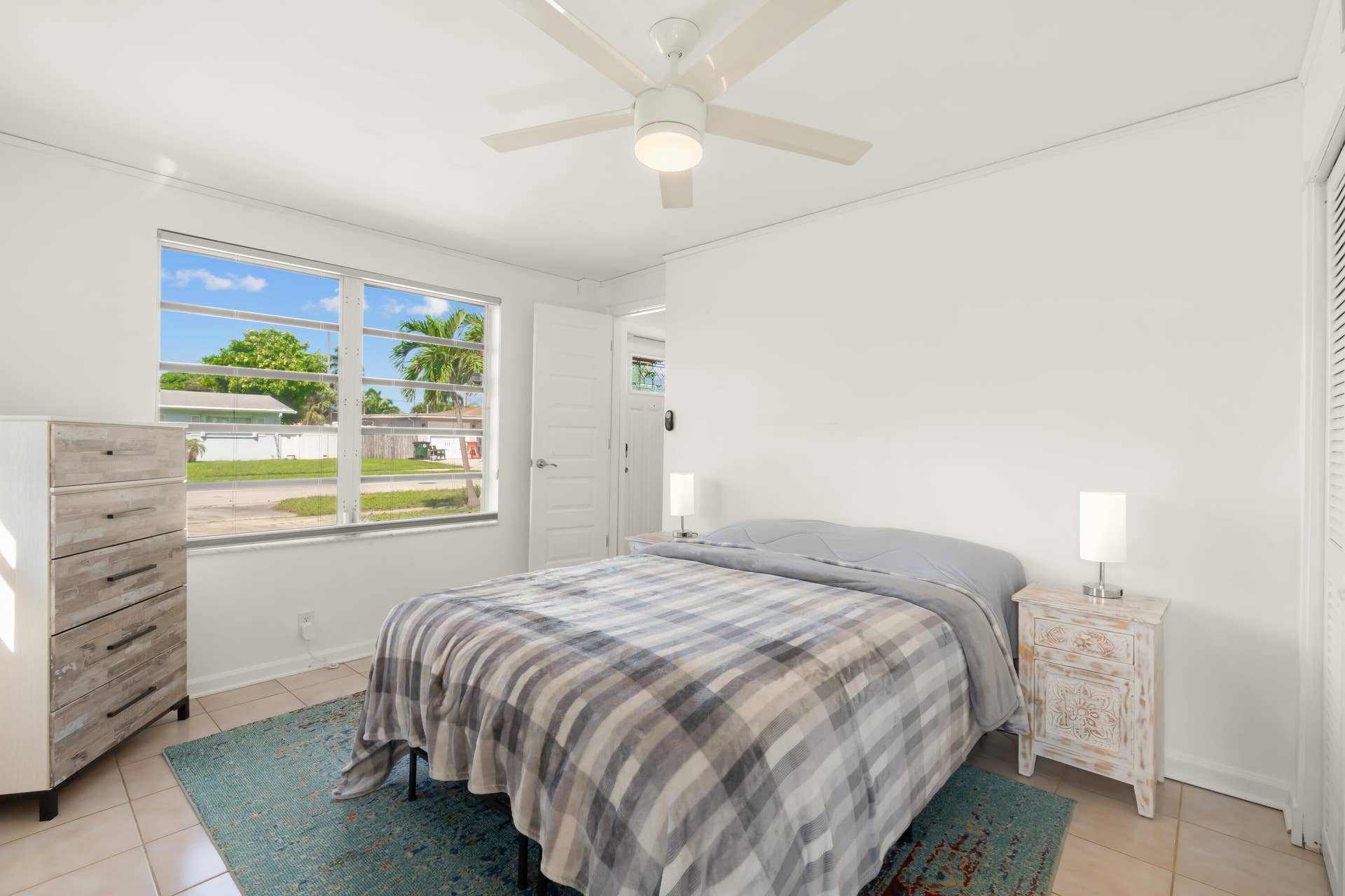 214 NE 28TH Road, Boca Raton, FL 33431 Primary Bedroom