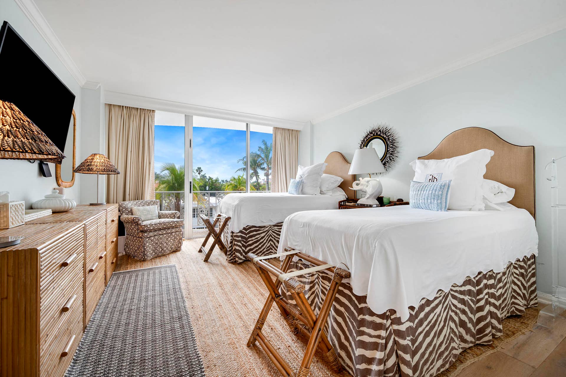 227 AUSTRALIAN, #0035, Palm Beach, FL 33480 9
