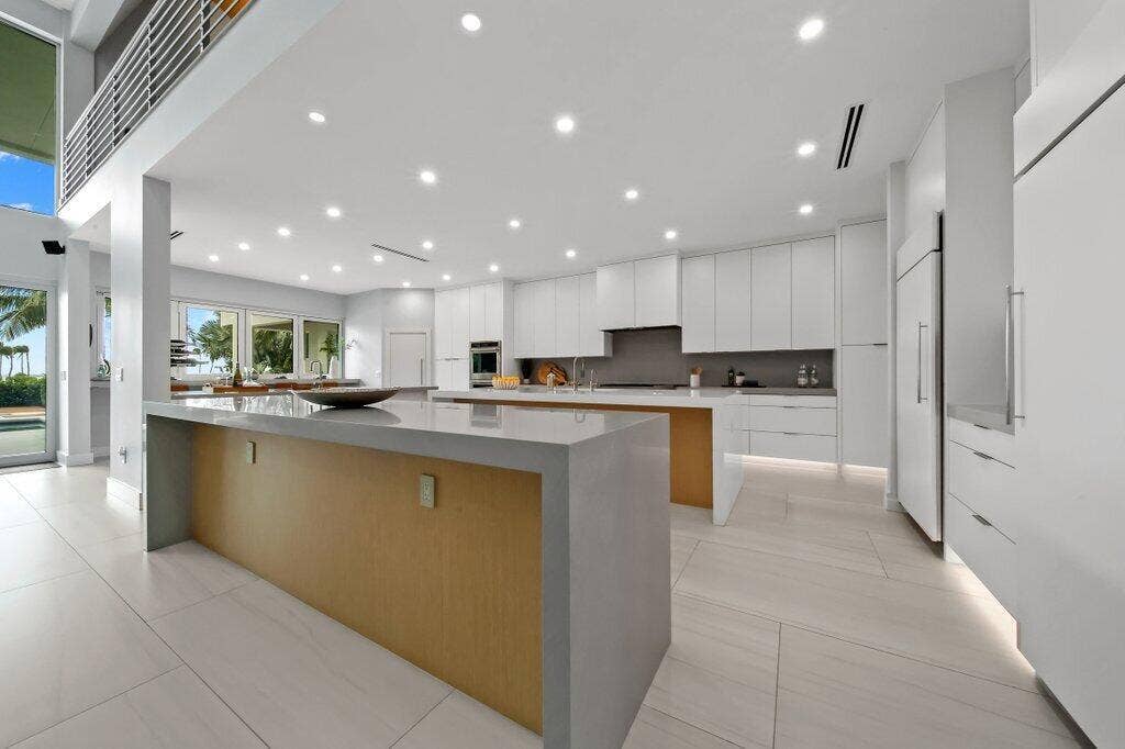 kitchen2.jpg-SMALL