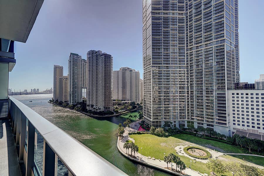 Property photo for 200 Biscayne Blvd Way, #1408, Miami, FL