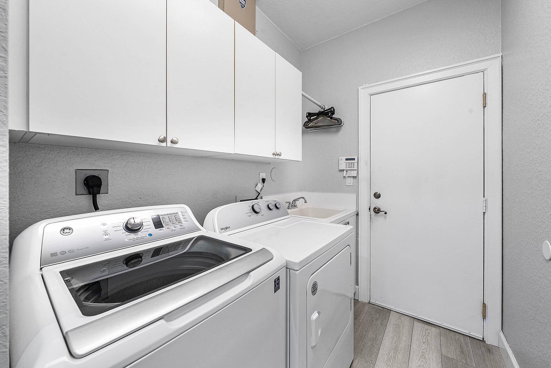 043-6152Northwest121stAvenue-CoralSpring