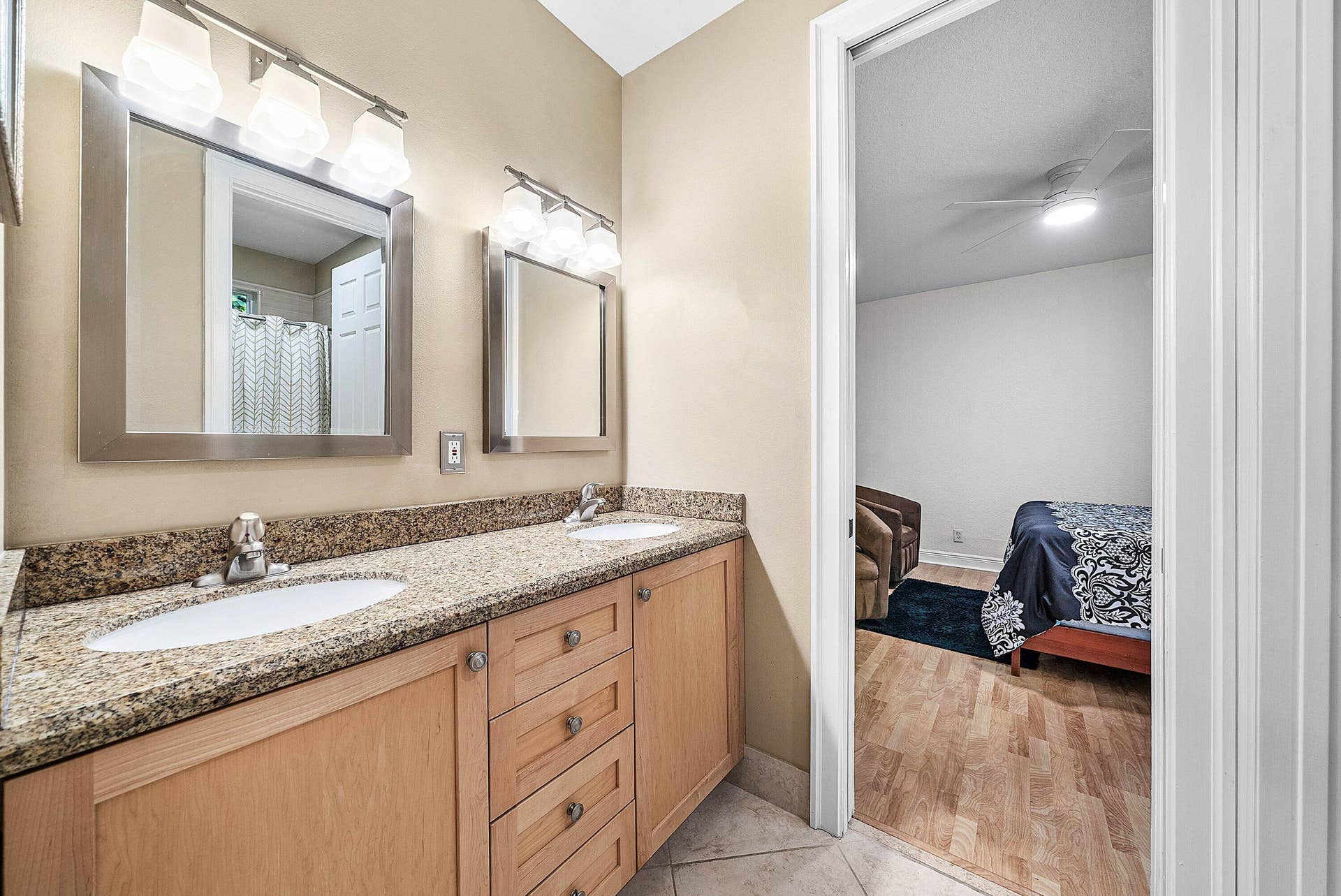 027-6152Northwest121stAvenue-CoralSpring
