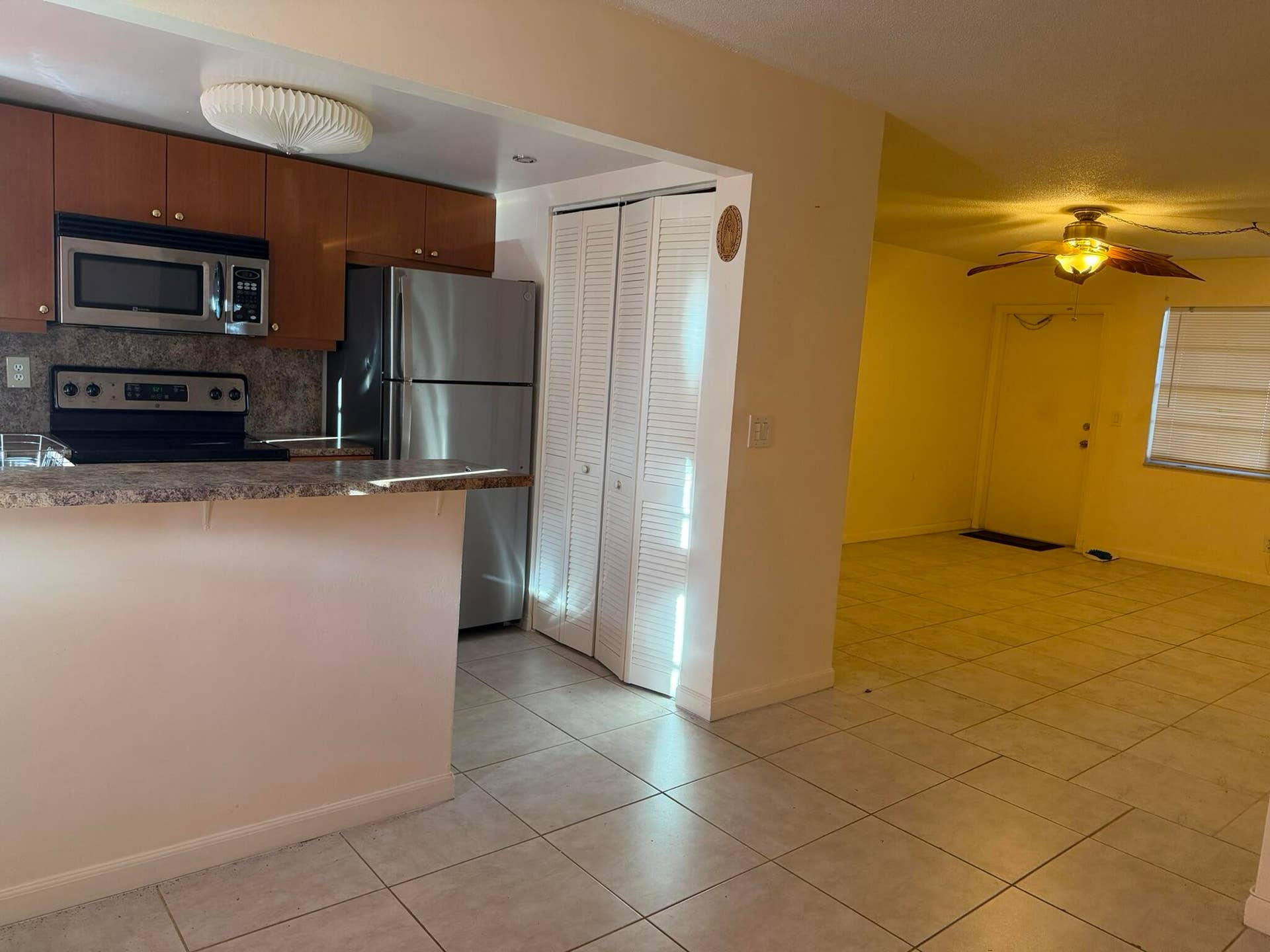 900 TALLWOOD Avenue, #107, Hollywood, FL 33021 IMG_3035