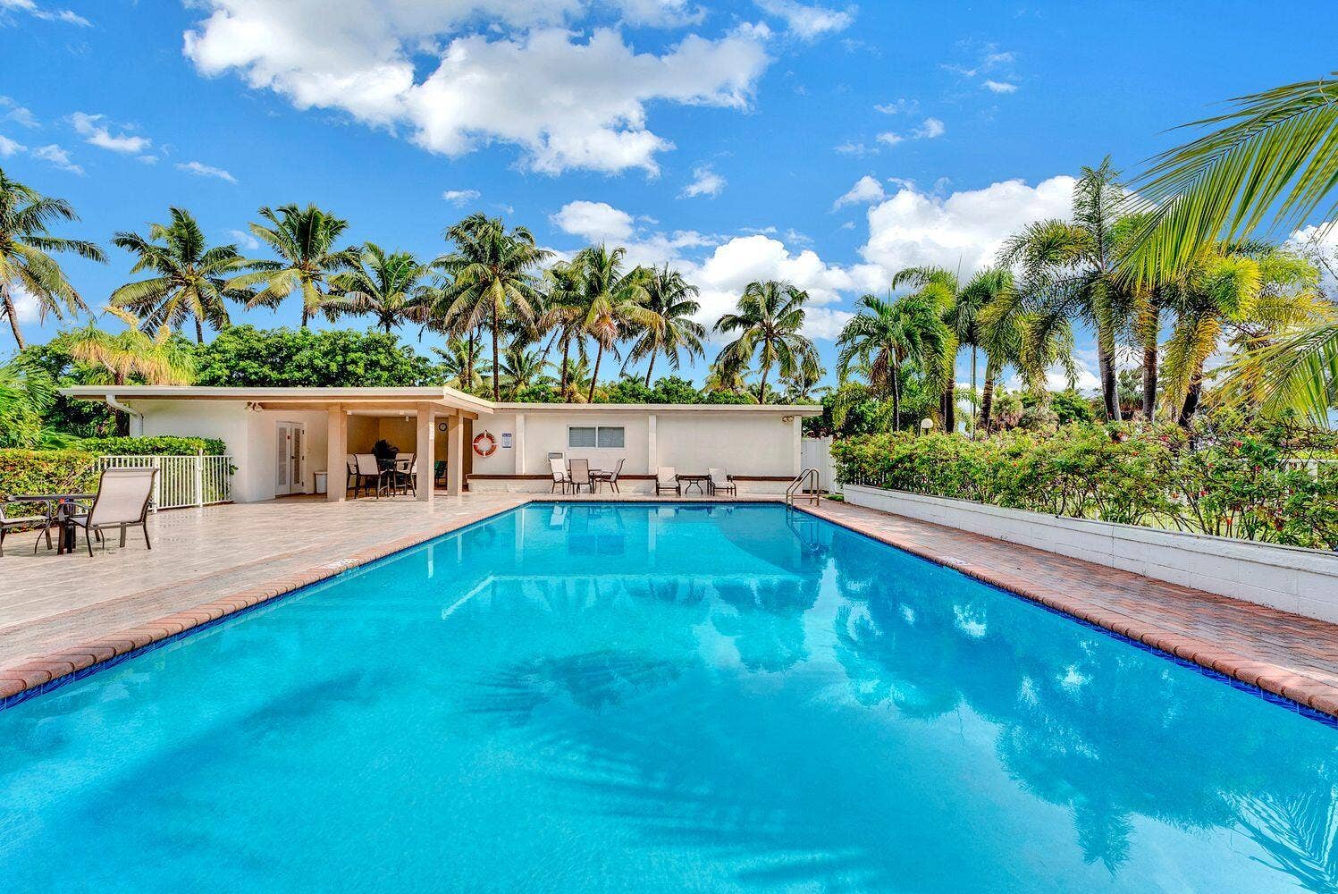 1203 Hillsboro Mile, #P2, Hillsboro Beach, FL 33062 P2 22