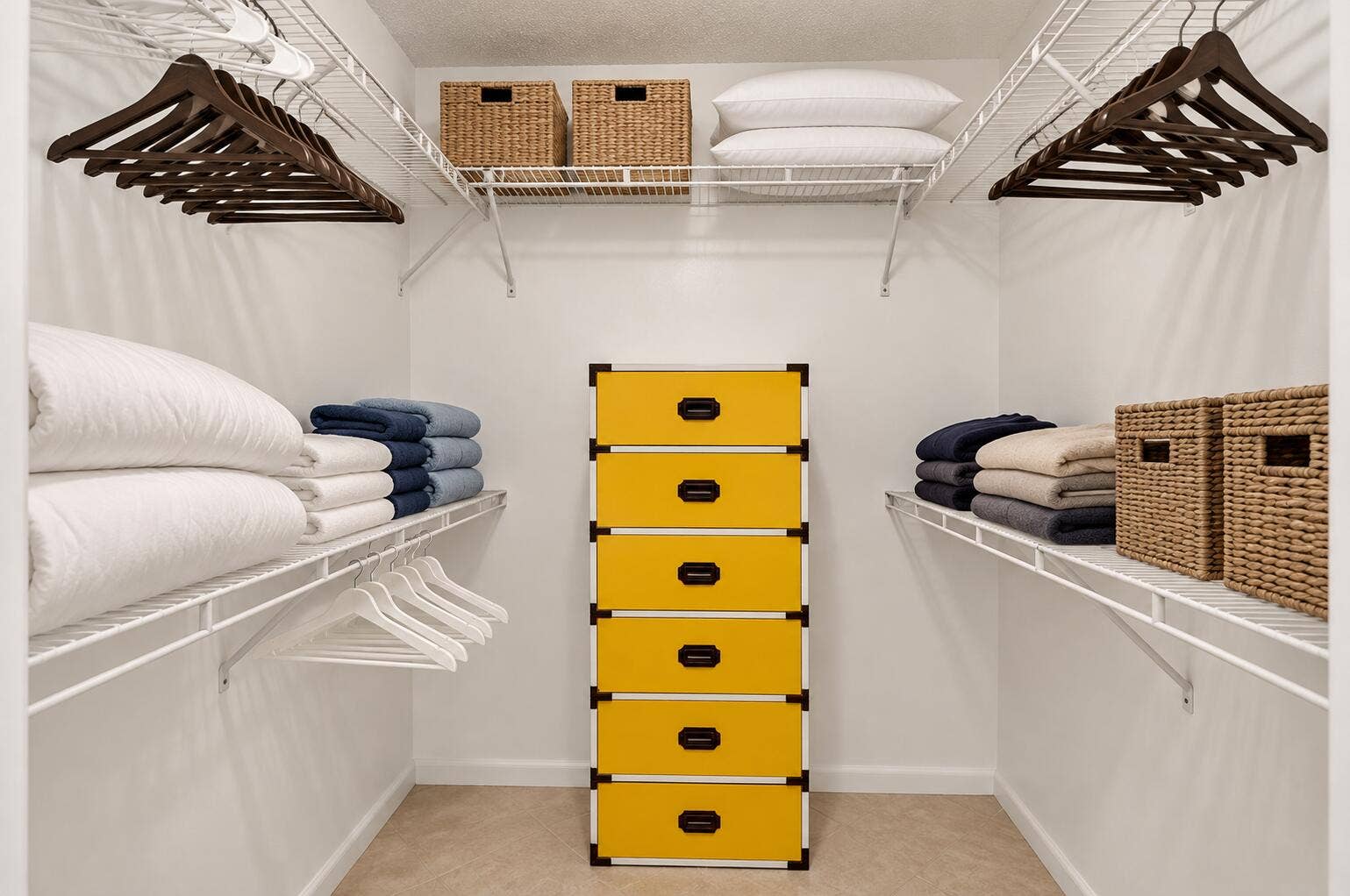 Primary Walk in closet 2