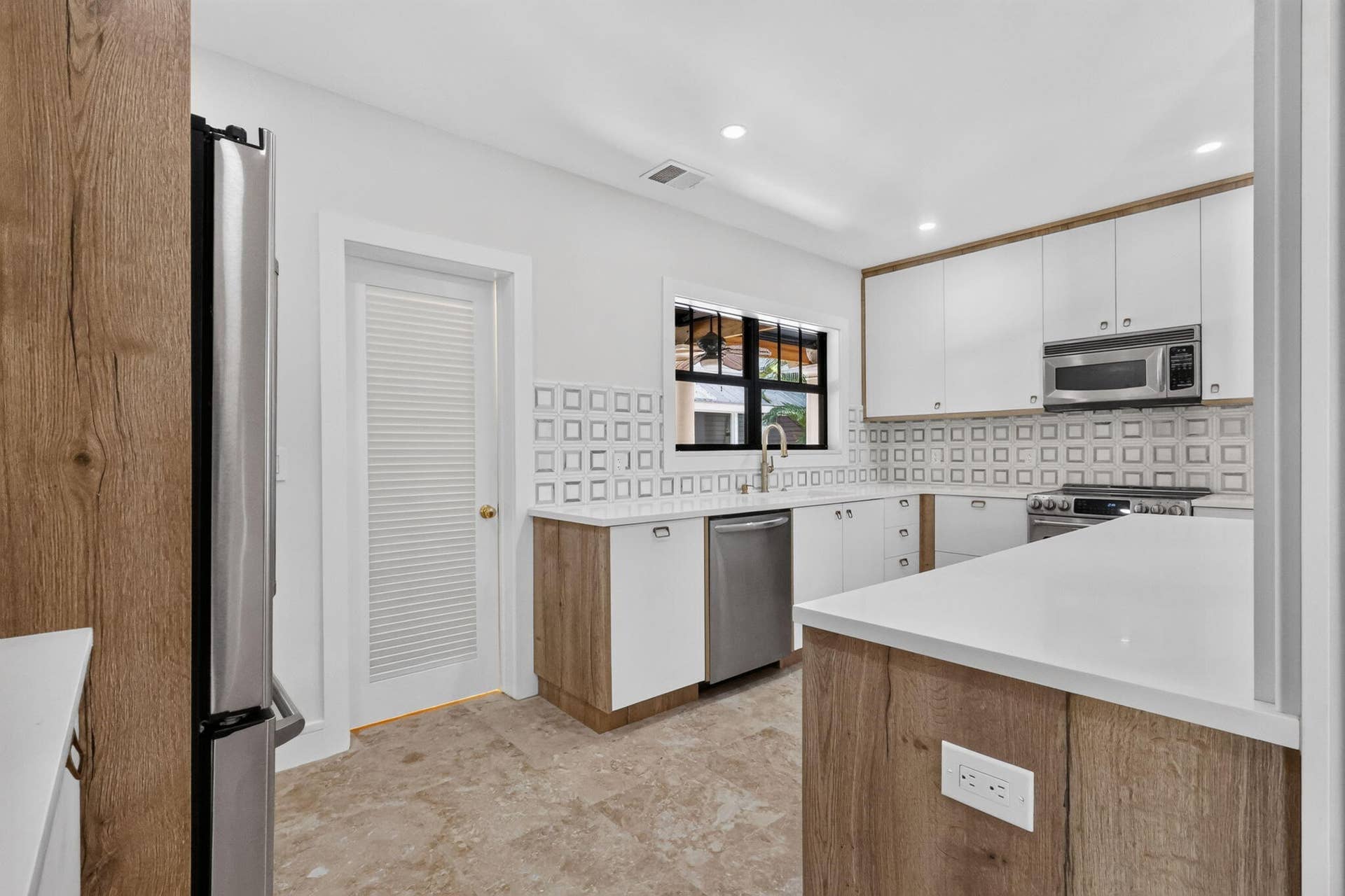 New kitchen