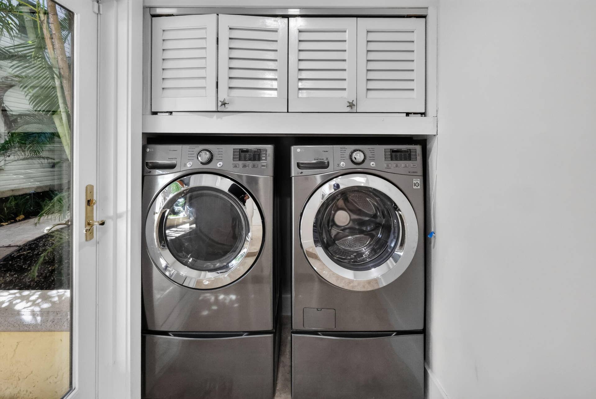 Full size Front load washer/dryer