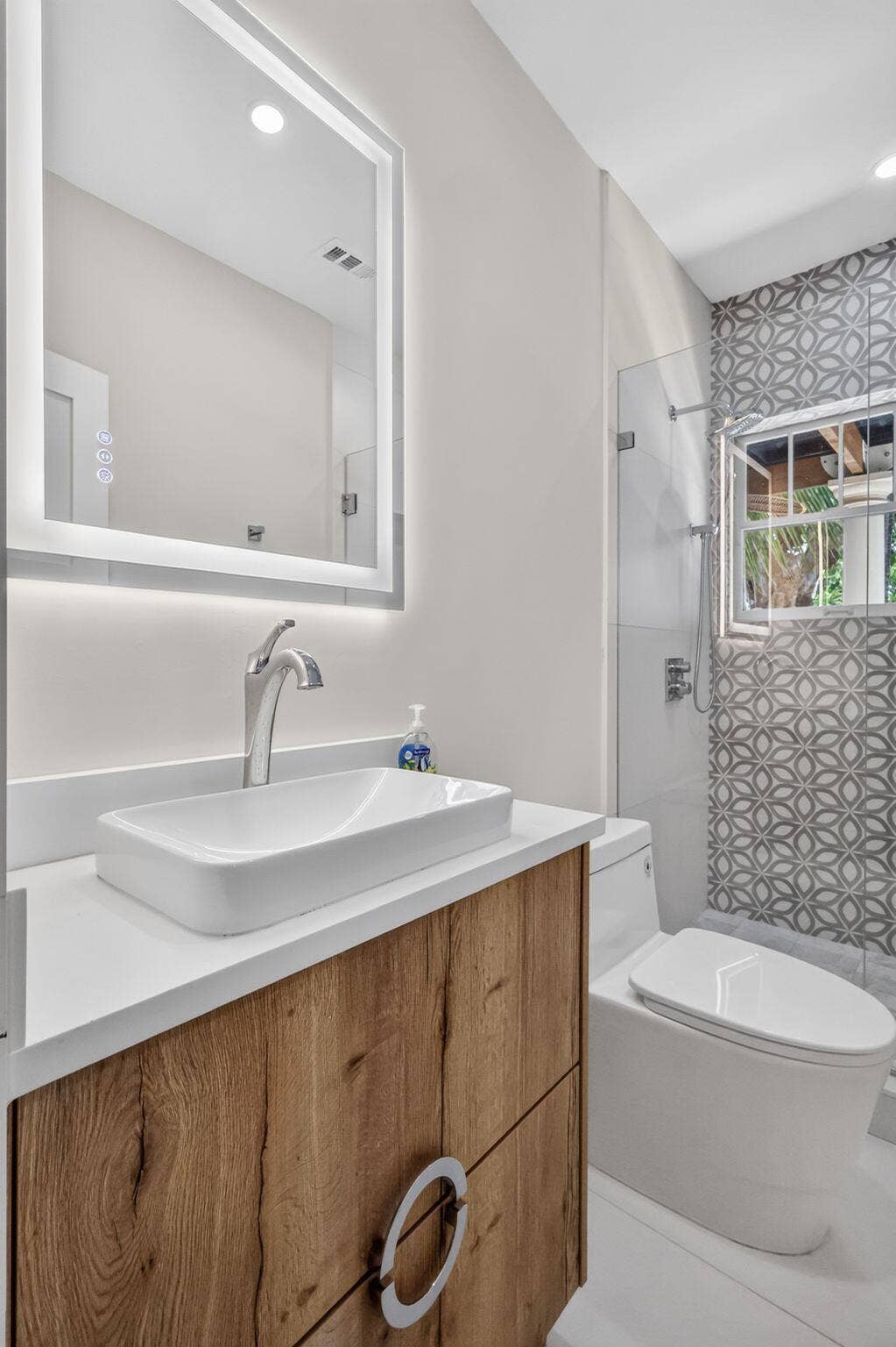 1st Floor bathroom