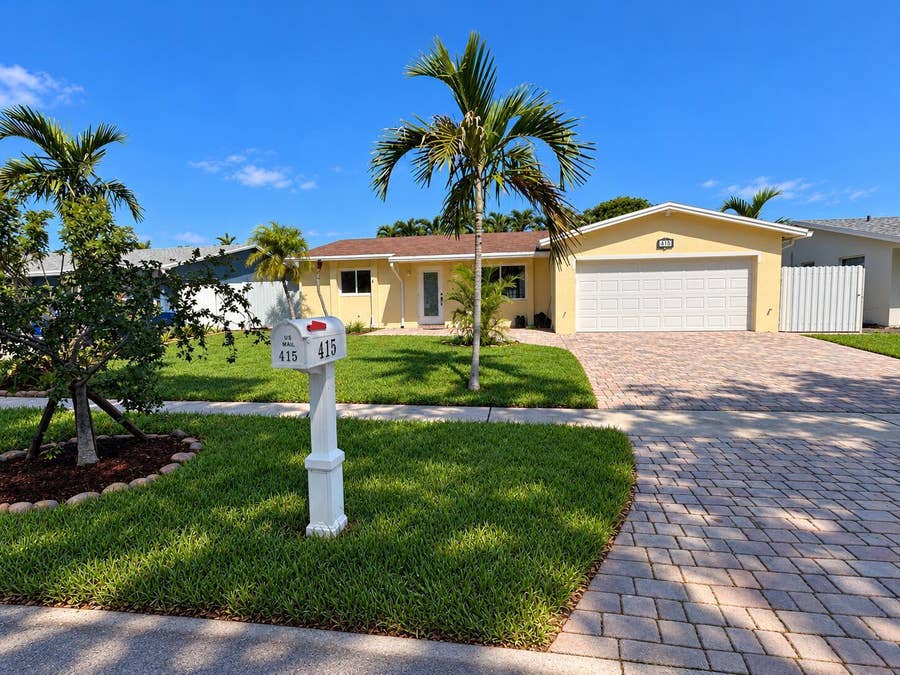 Property photo for 415 SE 4th Terrace, Dania Beach, FL