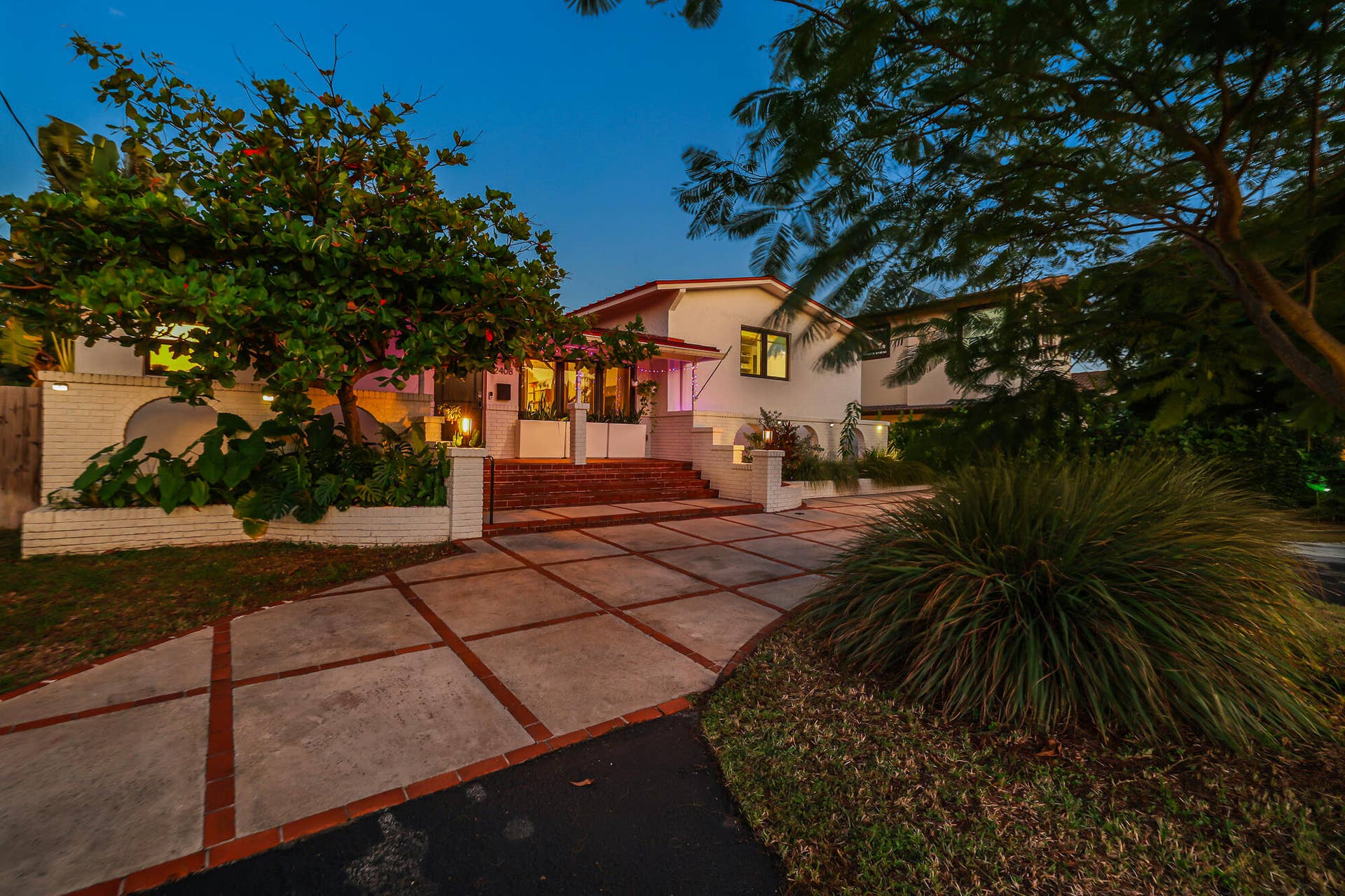 2408 NE 17th Terr-98