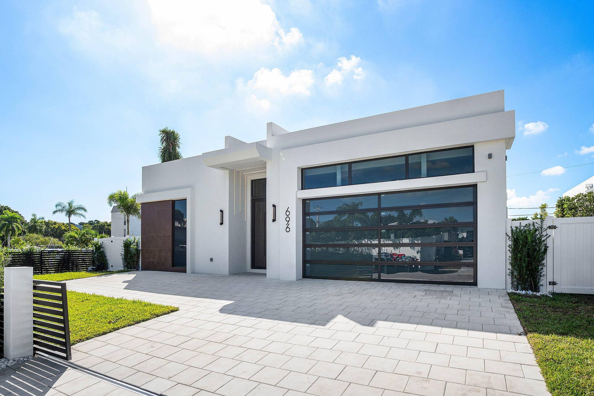 004-696HastingsStreet-BocaRaton-FL-33487