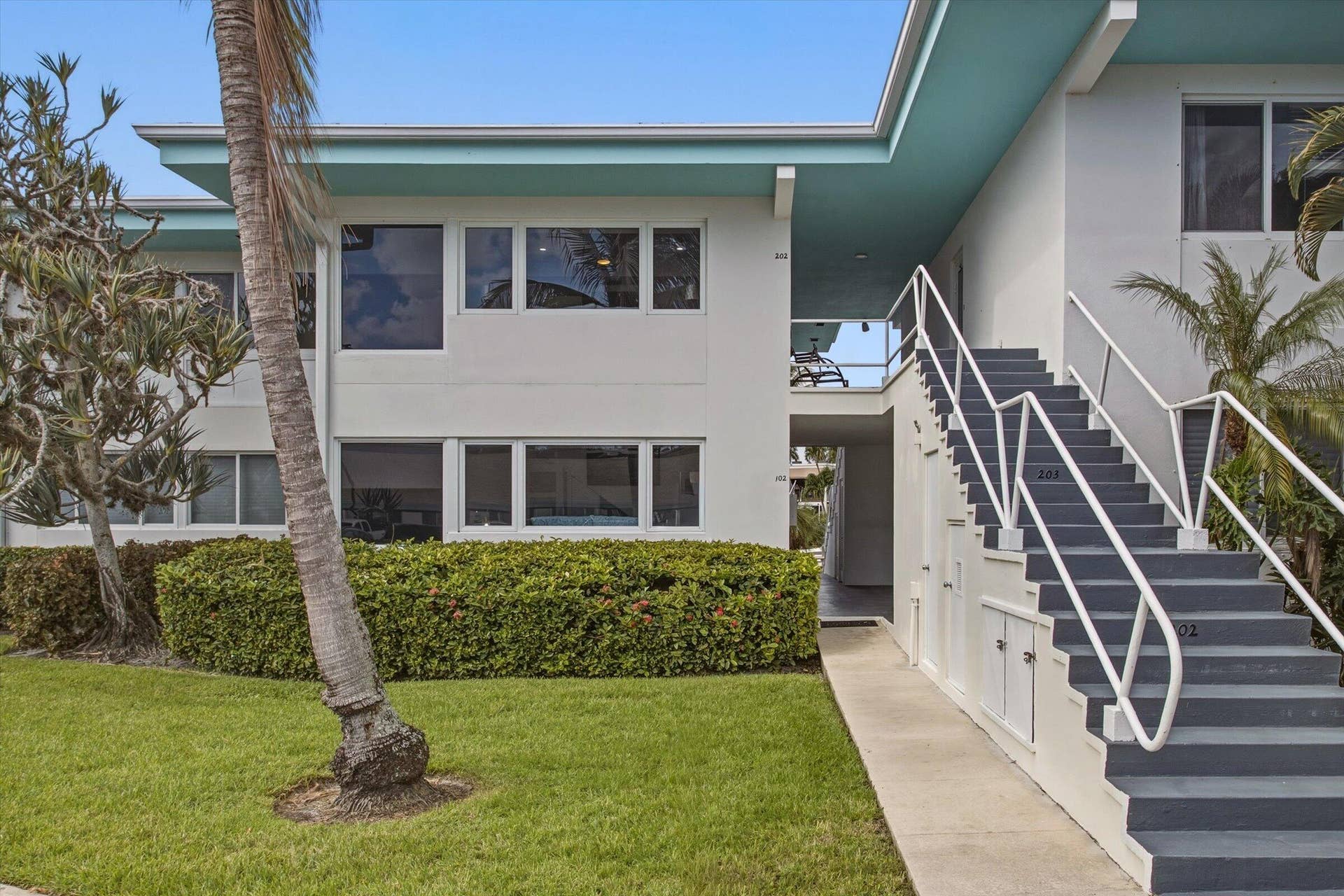 180 Isle Of Venice Drive, #102, Fort Lauderdale, FL 33301 03-photo-d-4