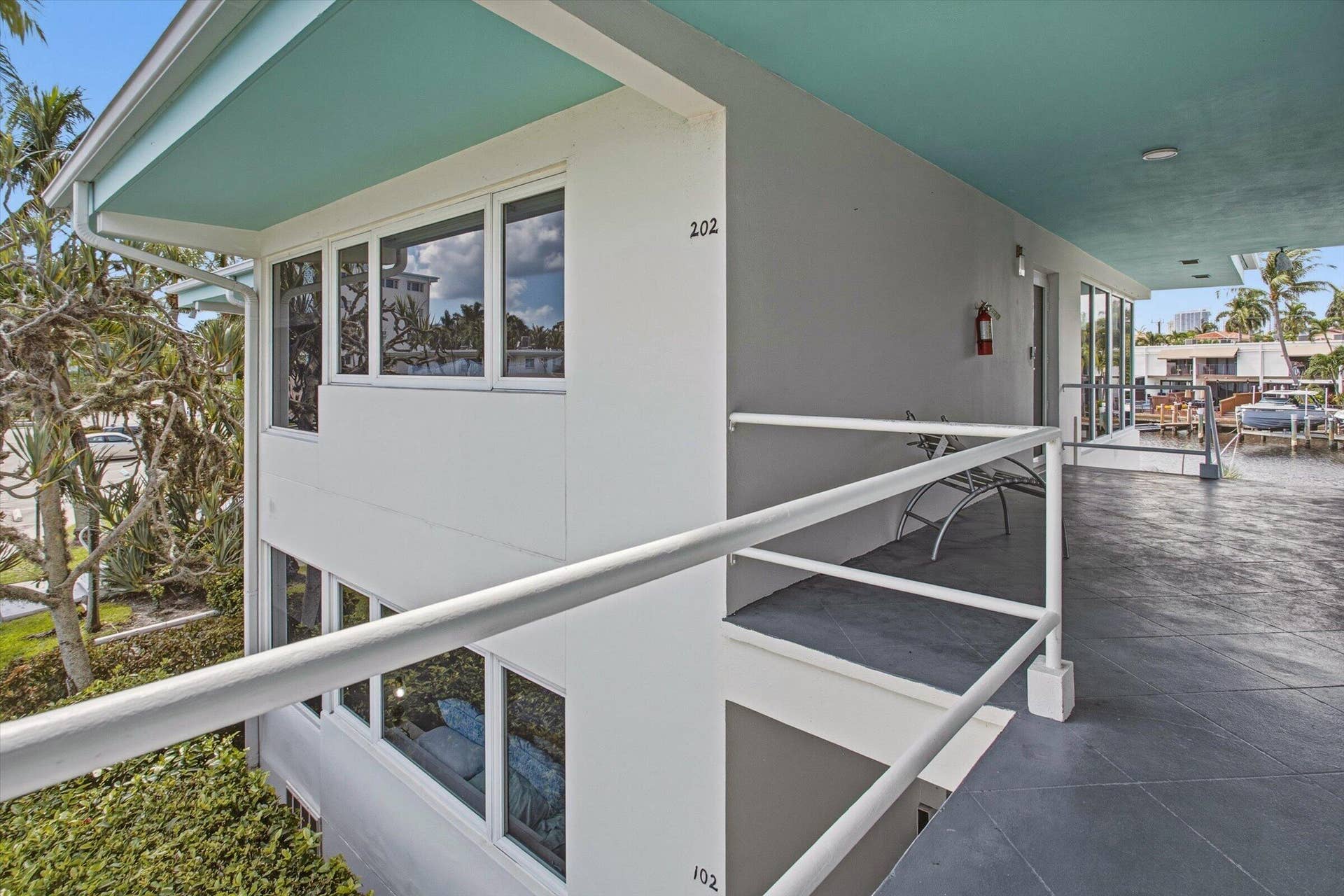 180 Isle Of Venice Drive, #102, Fort Lauderdale, FL 33301 14-photo-d-50