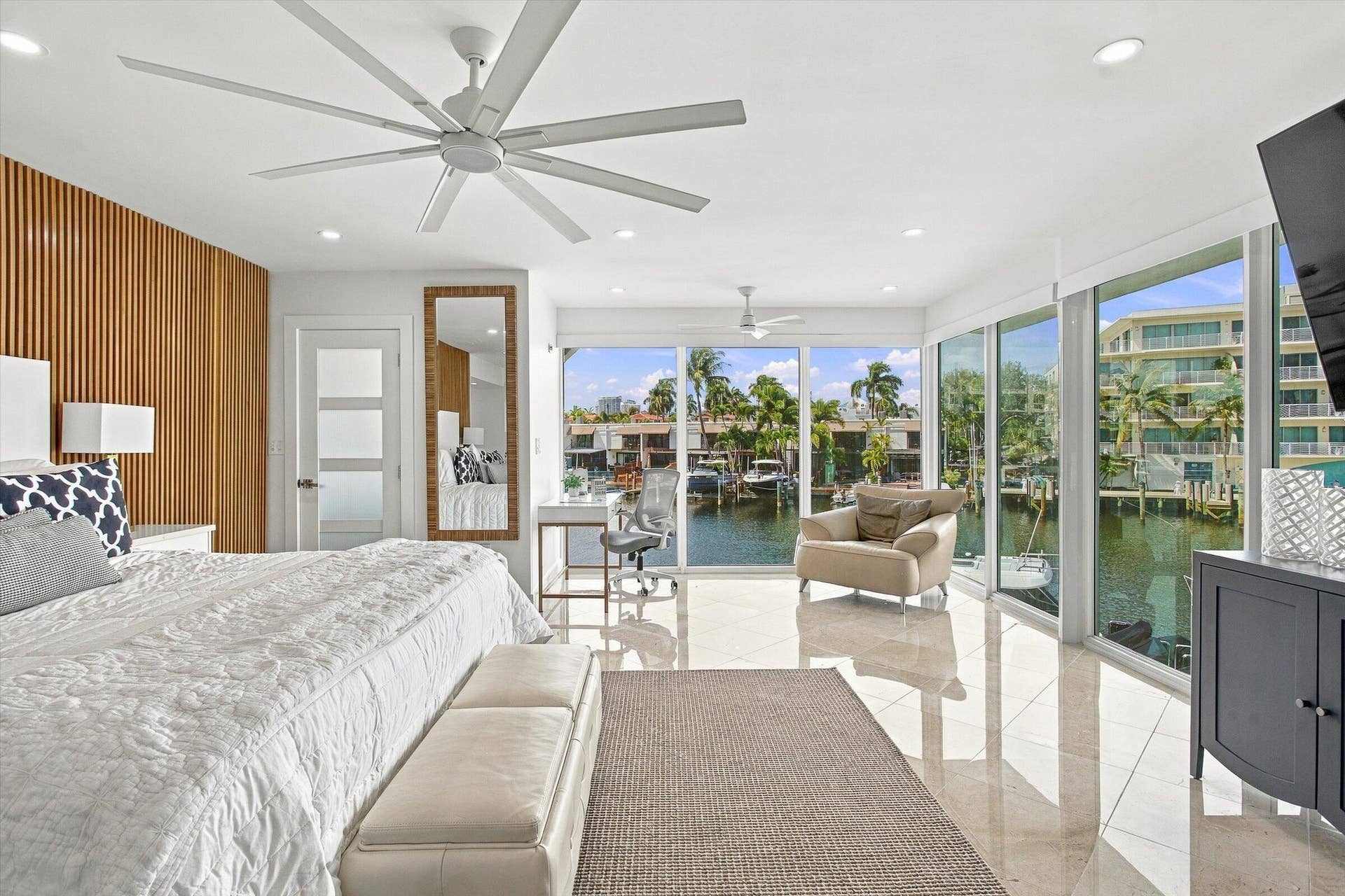 180 Isle Of Venice Drive, #102, Fort Lauderdale, FL 33301 31-photo-d-23