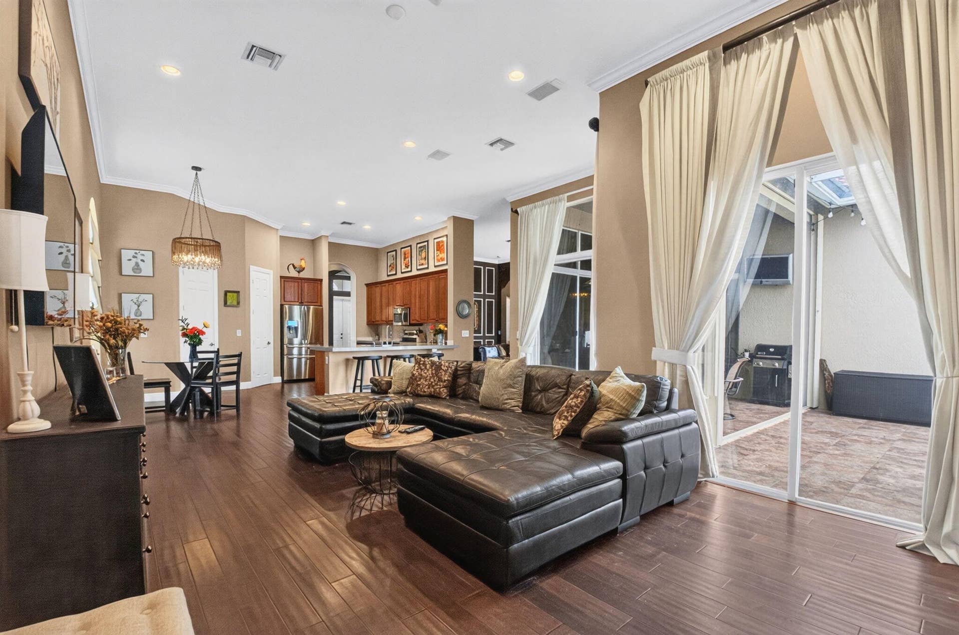 6634 Houlton Circle, Lake Worth, FL 33467 Family Room 2