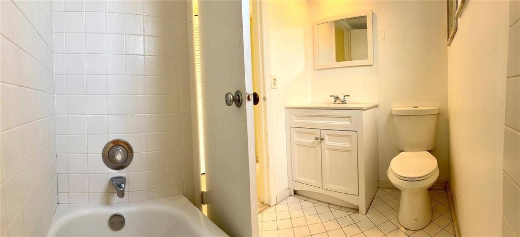 1407 NE 56TH Street, #217, Fort Lauderdale, FL 33334 GetMedia (19)
