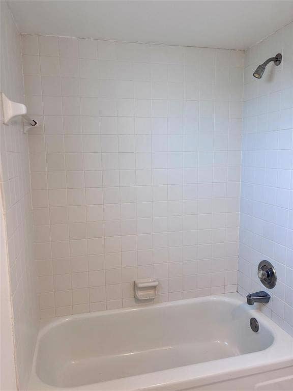 1407 NE 56TH Street, #217, Fort Lauderdale, FL 33334 GetMedia (21)