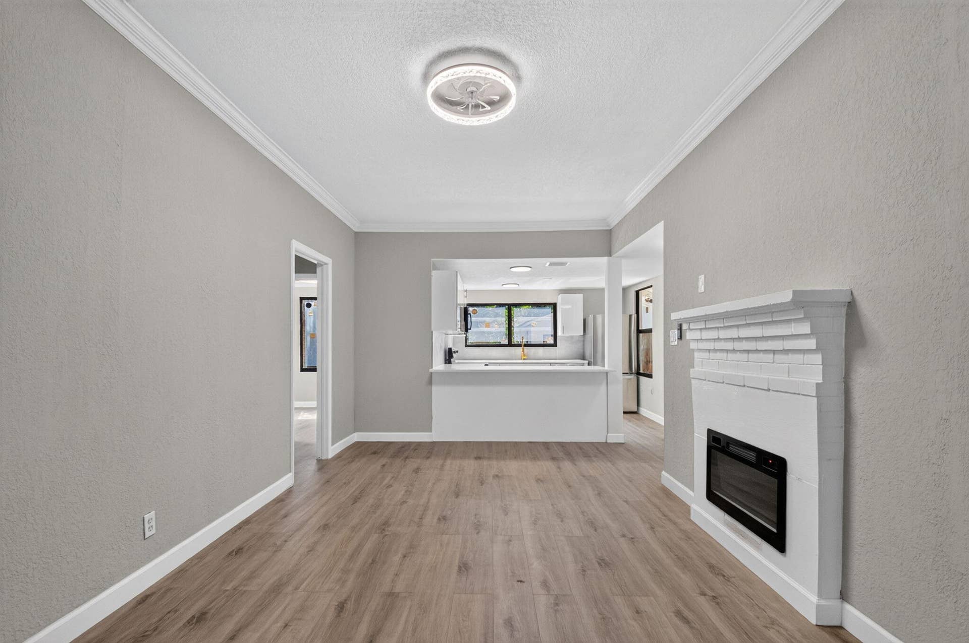 516 48TH Street, West Palm Beach, FL 33407 16-web-or-mls-DSC_9633