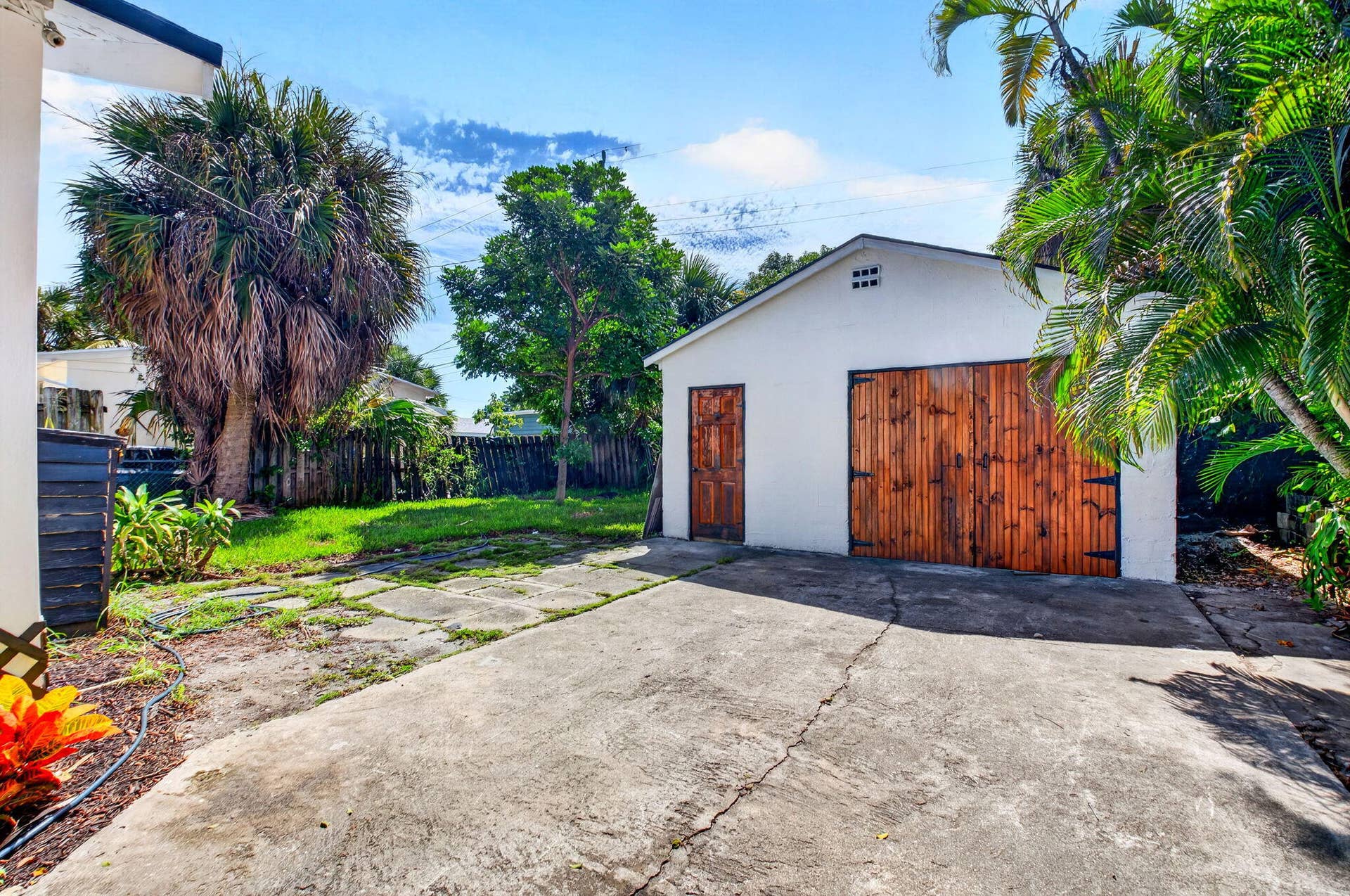 516 48TH Street, West Palm Beach, FL 33407 42-web-or-mls-DSC_9562