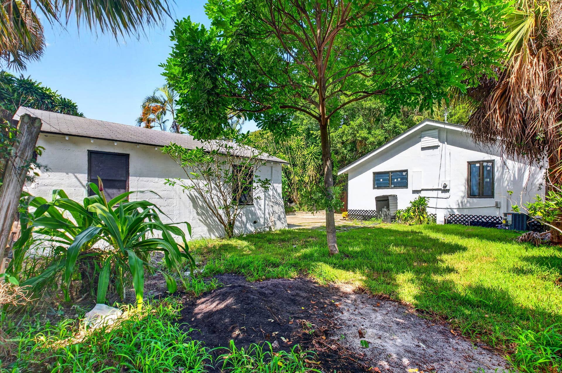 516 48TH Street, West Palm Beach, FL 33407 43-web-or-mls-DSC_9567