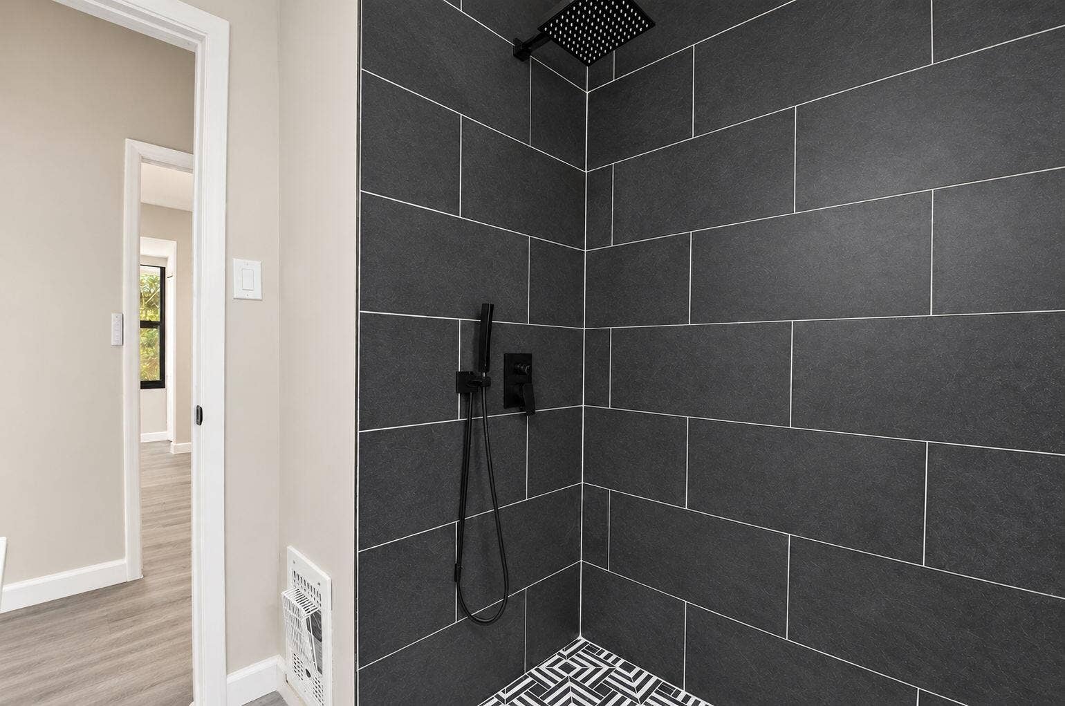 516 48TH Street, West Palm Beach, FL 33407 23-web-or-mls-Modern Charcoal Tile Wet R