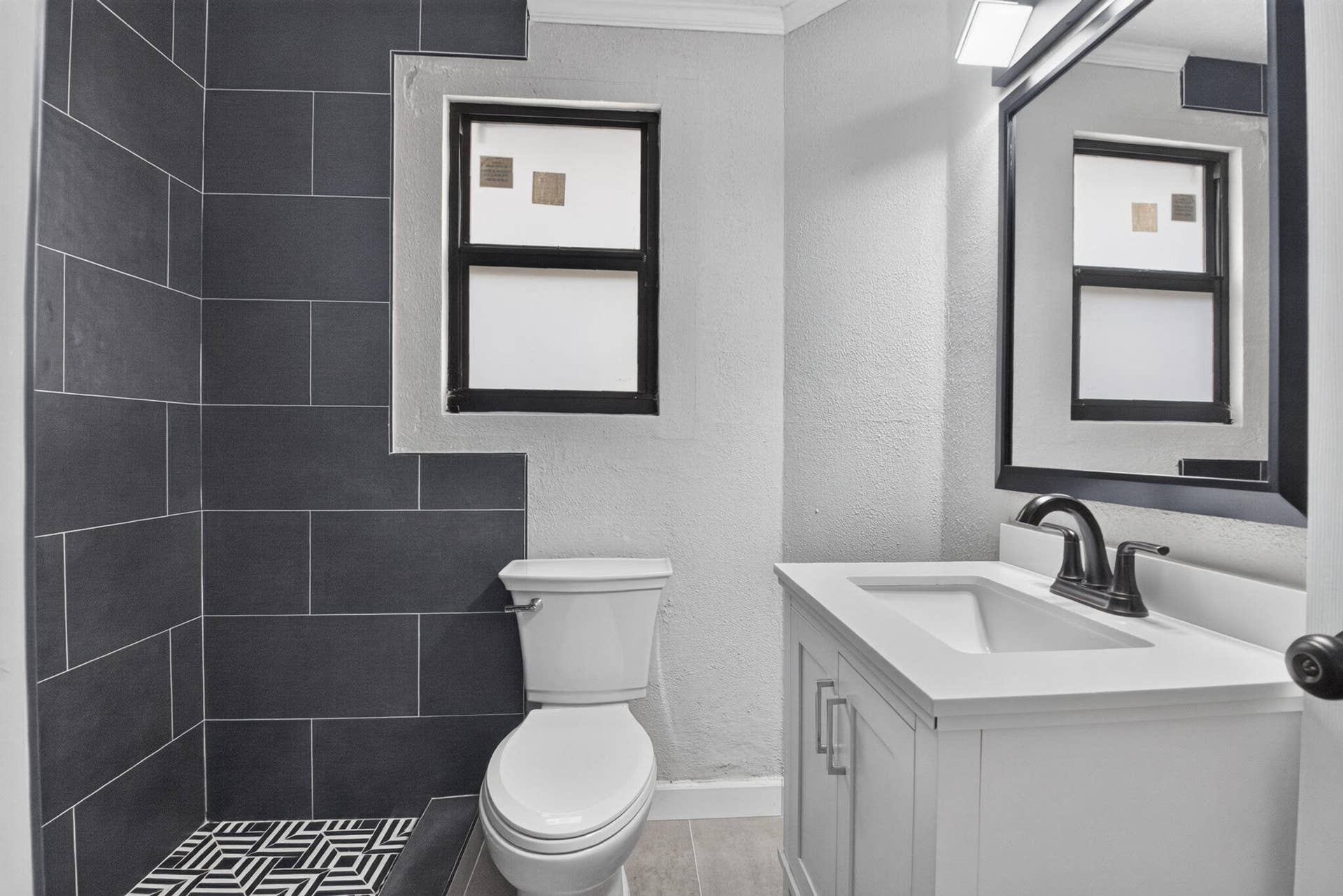 516 48TH Street, West Palm Beach, FL 33407 21-web-or-mls-DSC_9652