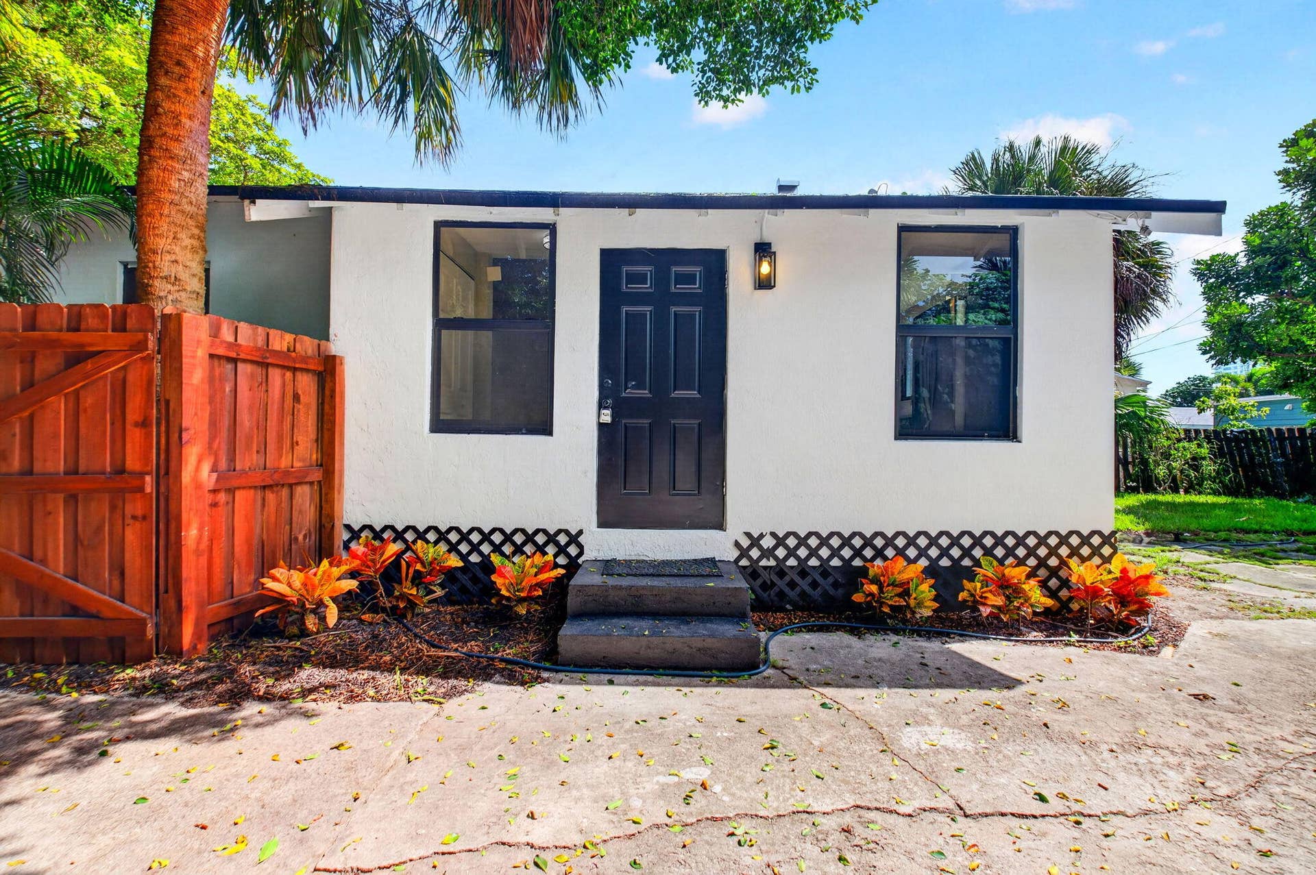 516 48TH Street, West Palm Beach, FL 33407 7-web-or-mls-DSC_9557