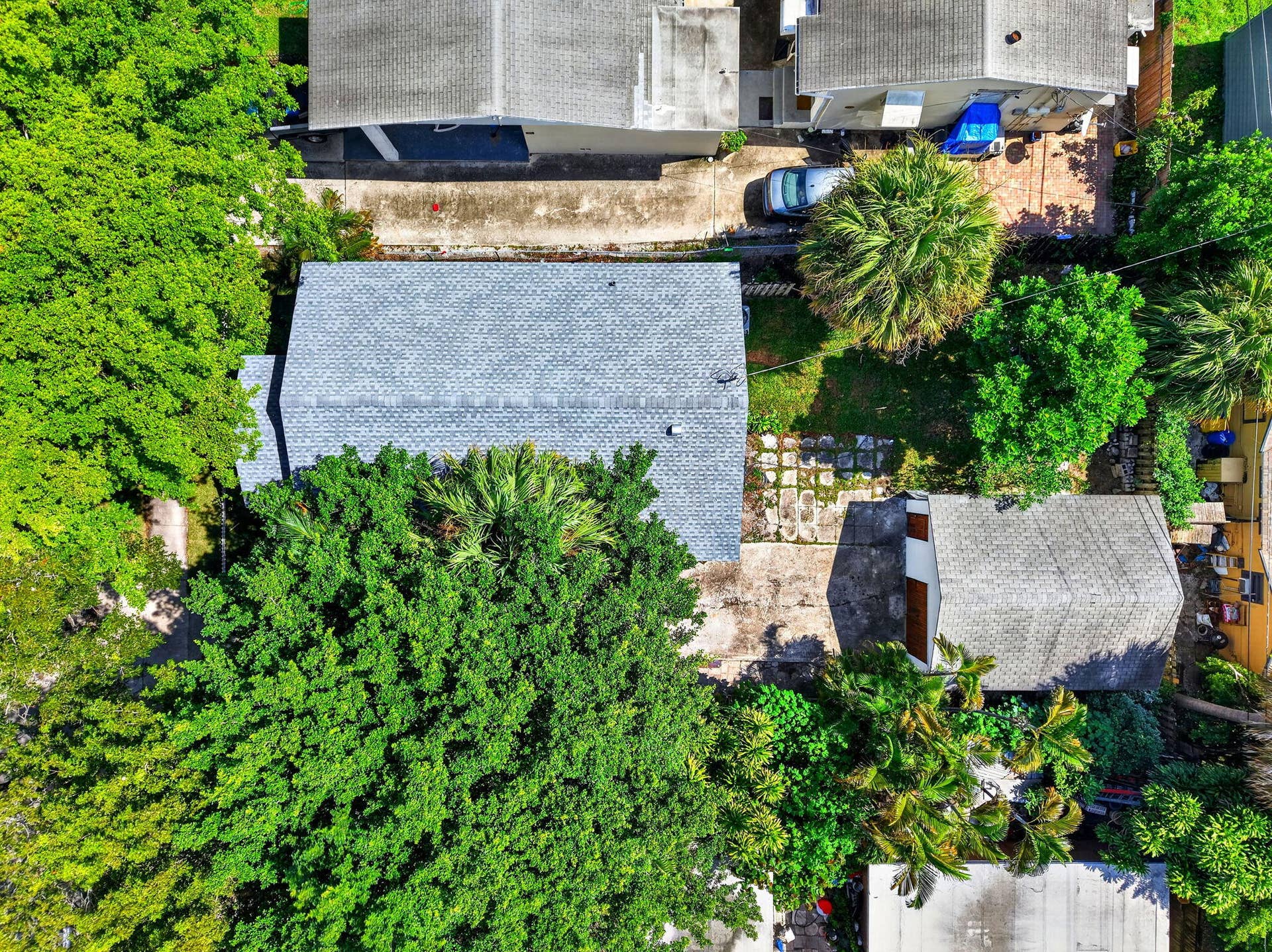 516 48TH Street, West Palm Beach, FL 33407 40-web-or-mls-DJI_20261012124947_0203_D