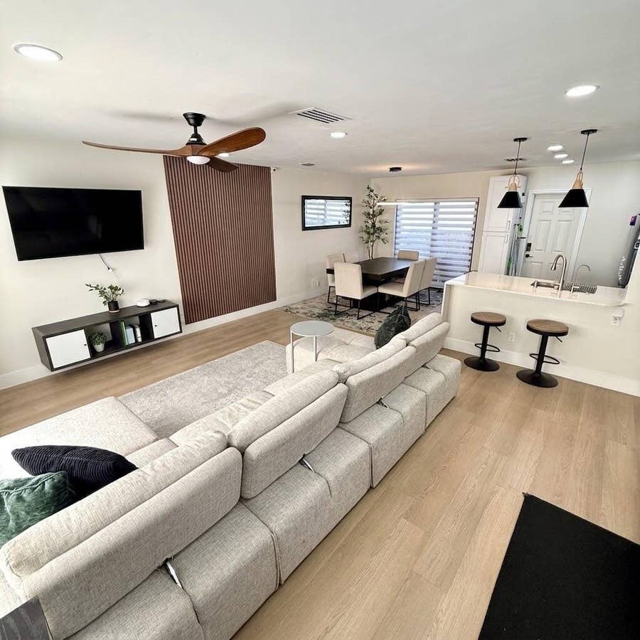 Property photo for 100 SW 7TH Street, #1, Hallandale Beach, FL