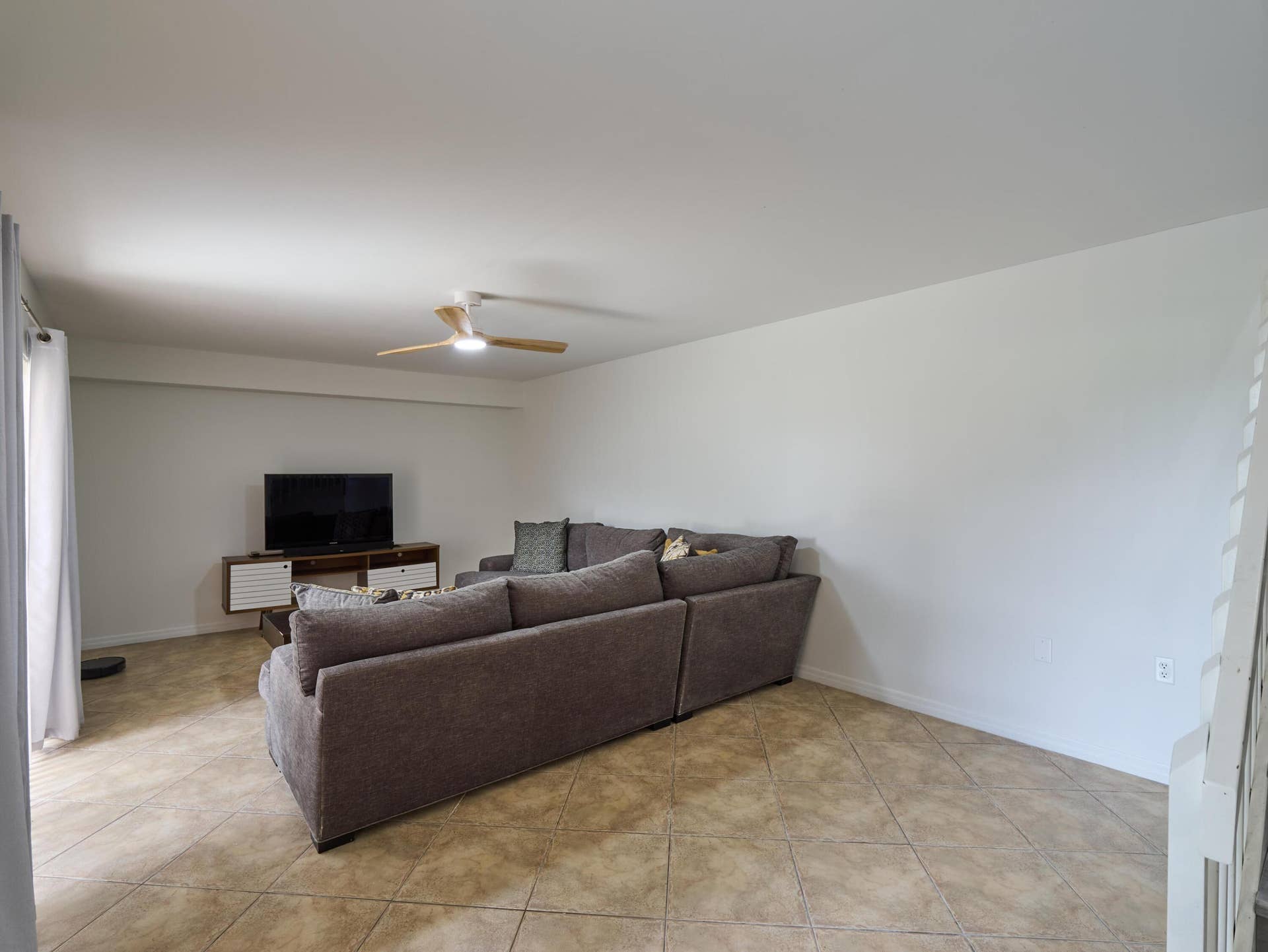 6209 62nd Way, West Palm Beach, FL 33409 P1196189_HDR