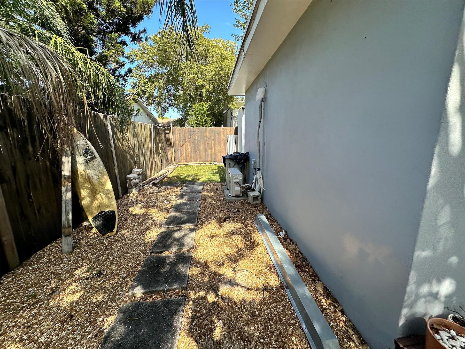 1075 NE 32ND Street, #rear, Oakland Park, Oakland Park, FL 33334 Photo 4