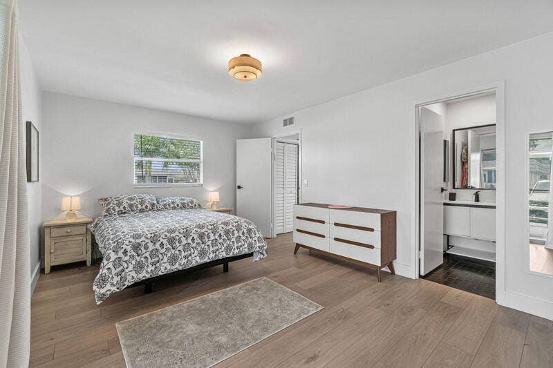 70 Valencia C, Delray Beach, FL 33446 Primary Bedroom