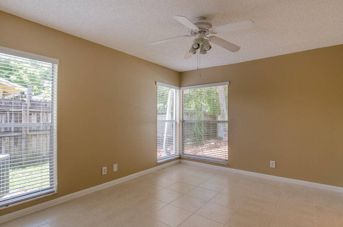 10953 Winding Creek-26