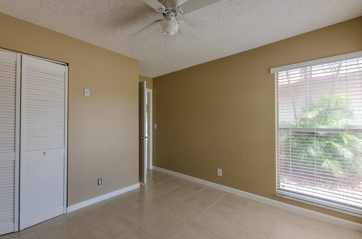 10953 Winding Creek-21