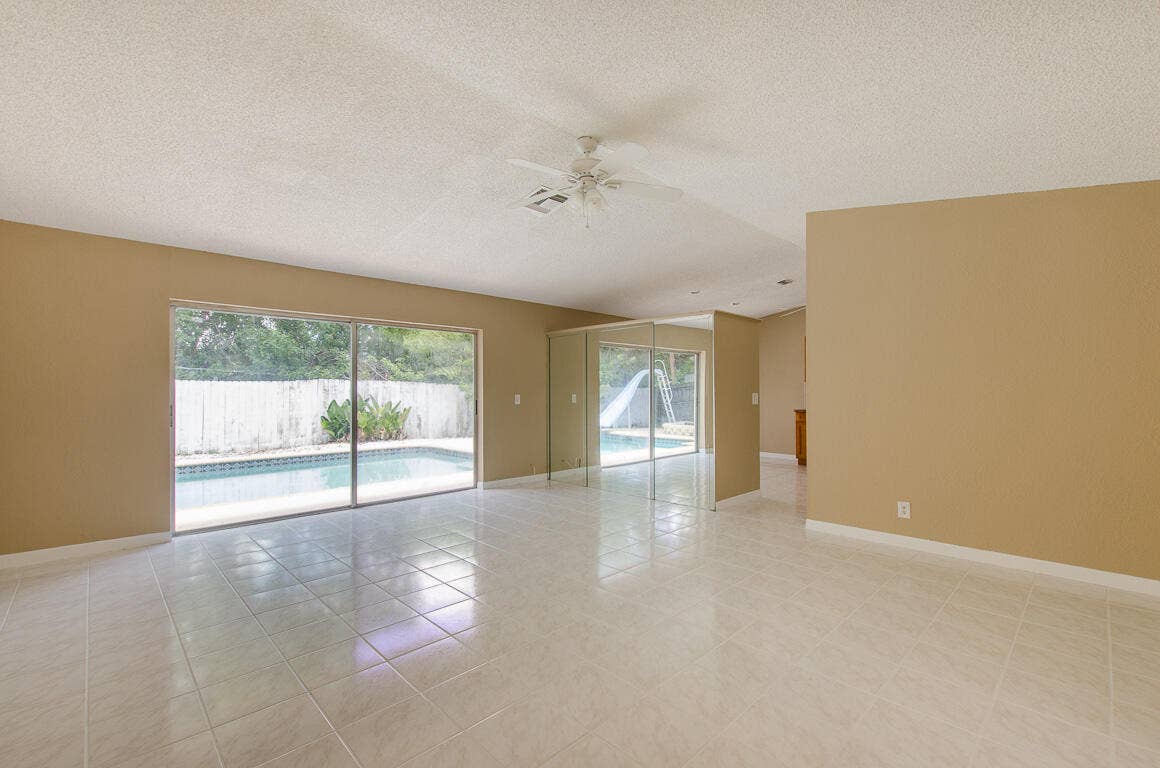 10953 Winding Creek-31